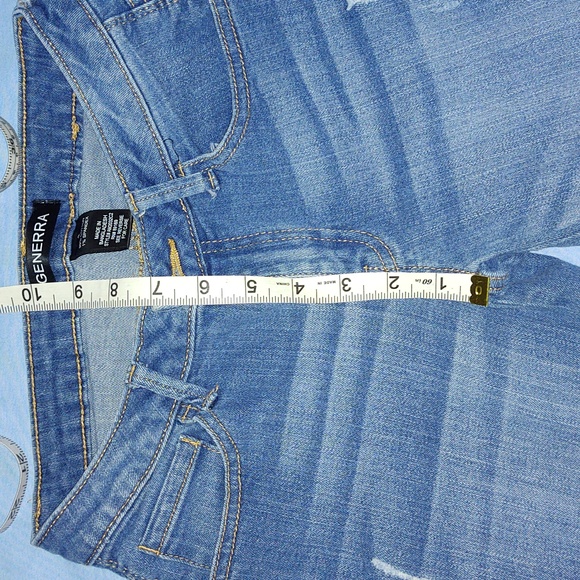 Generra Jeans (Size 3) Crop -  Inseam 26 1/2" - Picture 6 of 8